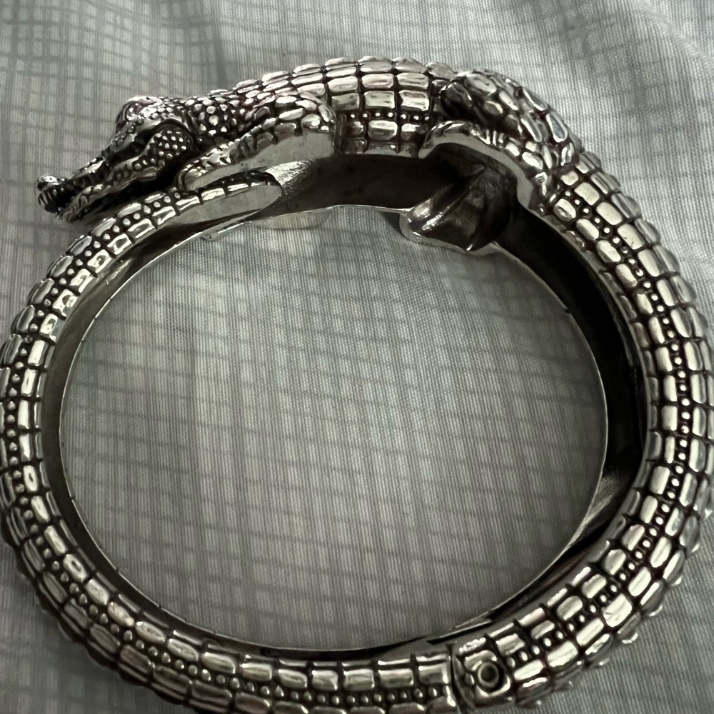 Brighton Alligator Bangle Bracelet Silver tone